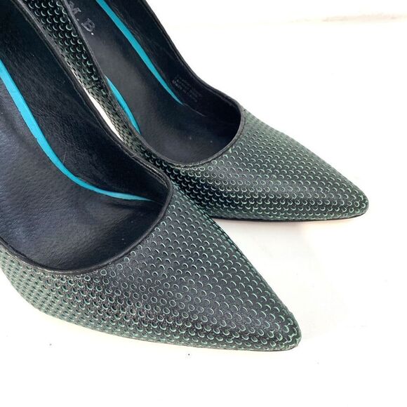L.A.M.B. Bee Pump Perforated Mesh Leather Black Green Point Toe Slim Heel Sz 9 - Picture 3 of 13